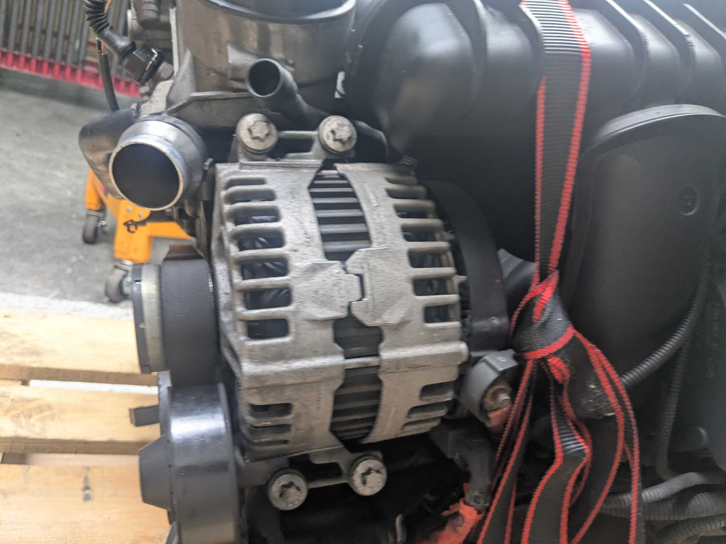 OEM BMW E88 E90 E92 E93 N52 COMPLETE ENGINE MOTOR RWD 121k Ran! Video!