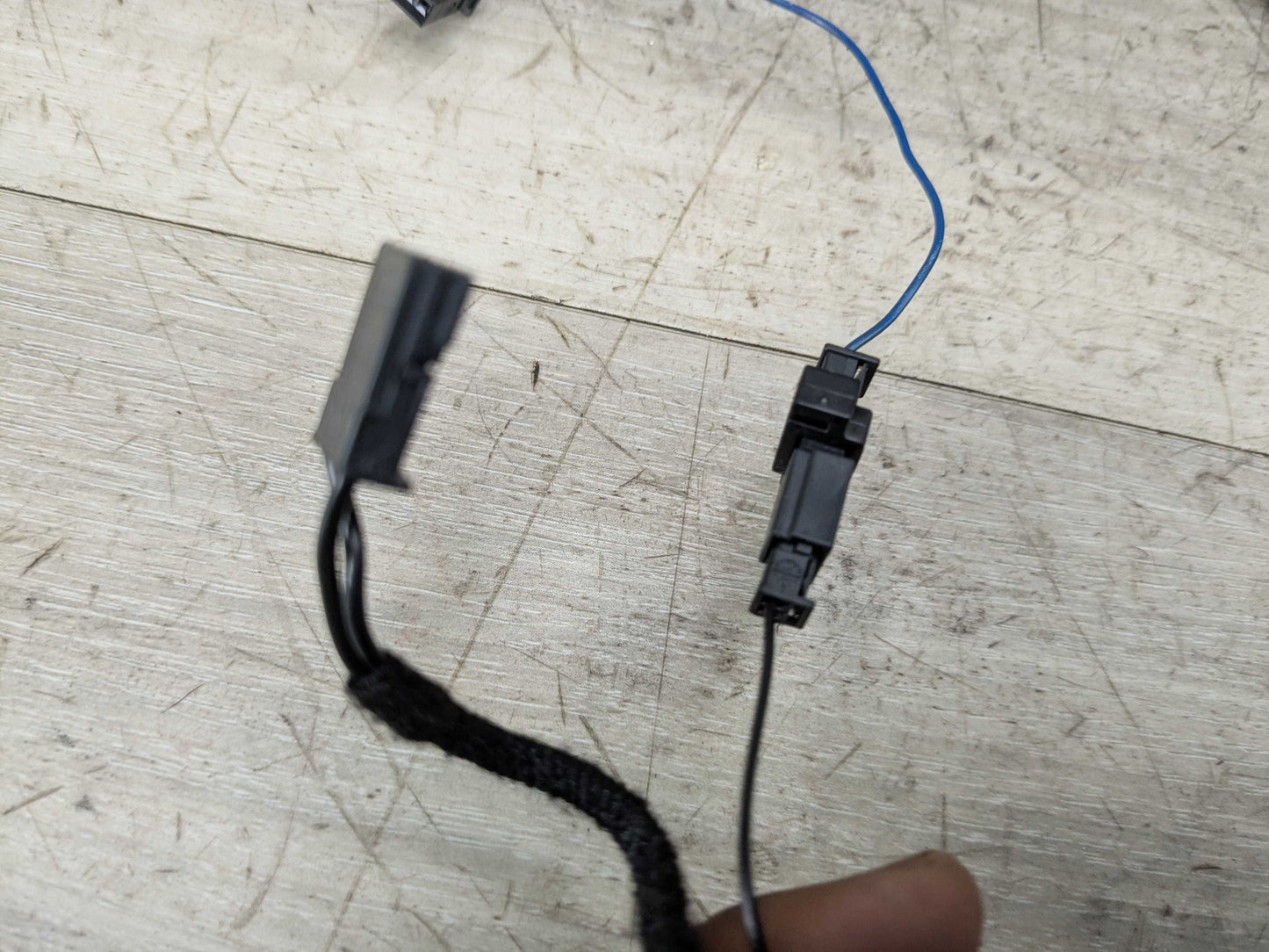 OEM BMW F22 F30 F32 F36 F80 F82 M3 M SPORT Steering Wheel Vibration Motor Wiring