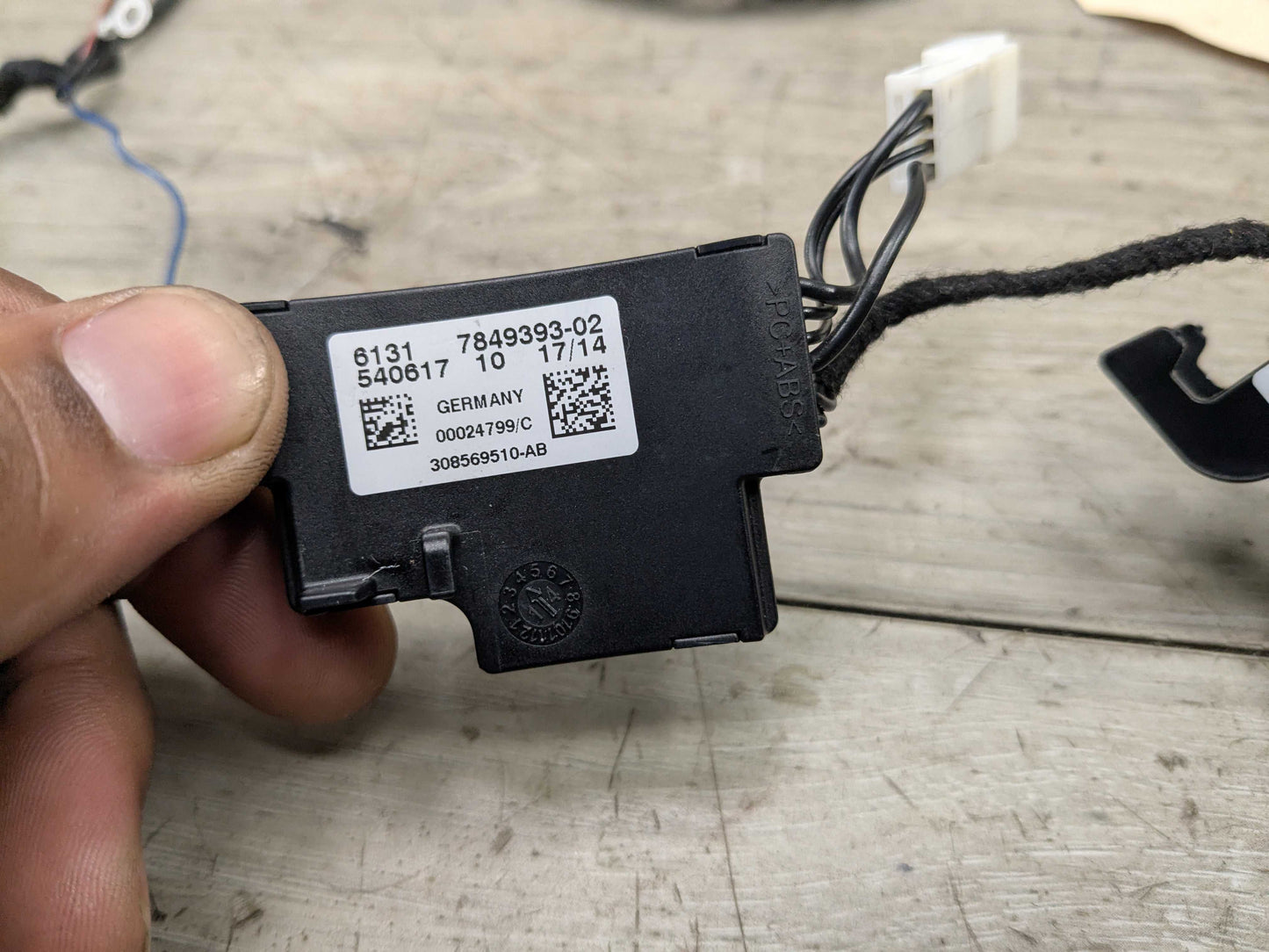 OEM BMW F22 F30 F32 F36 F80 F82 M3 M SPORT Steering Wheel Vibration Motor Wiring
