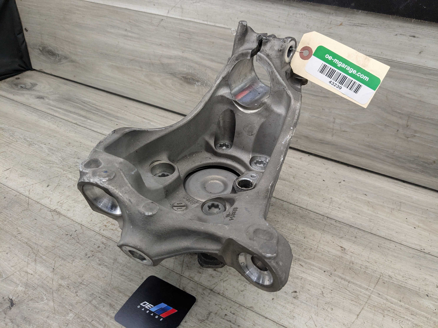 OEM BMW G20 G22 G23 330 M340 FRONT Left Driver Hub Spindle Knuckle Bearing RWD
