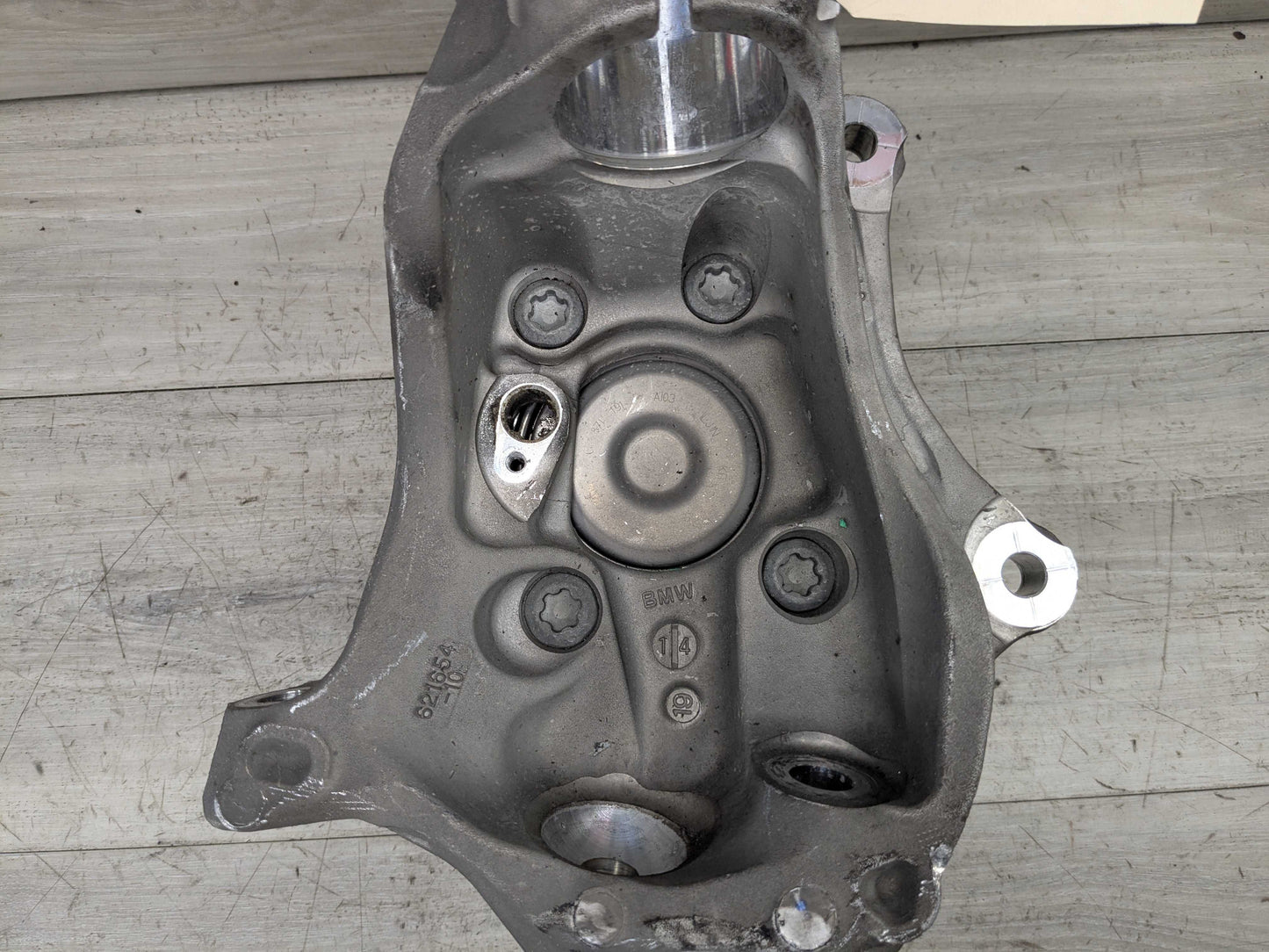 19-25 OEM BMW G20 G22 G23 FRONT Right Passenger Hub Spindle Knuckle Bearing RWD