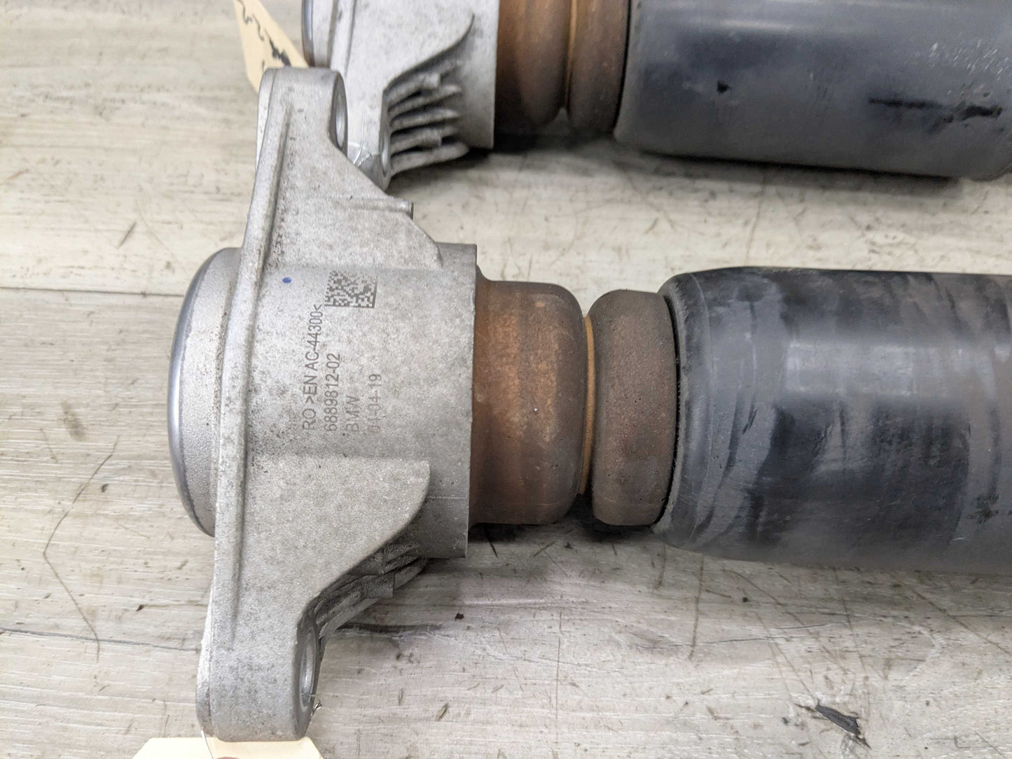 19-25 OEM BMW G20 330i RWD REAR Left Right Side Strut Shock Absorber SET