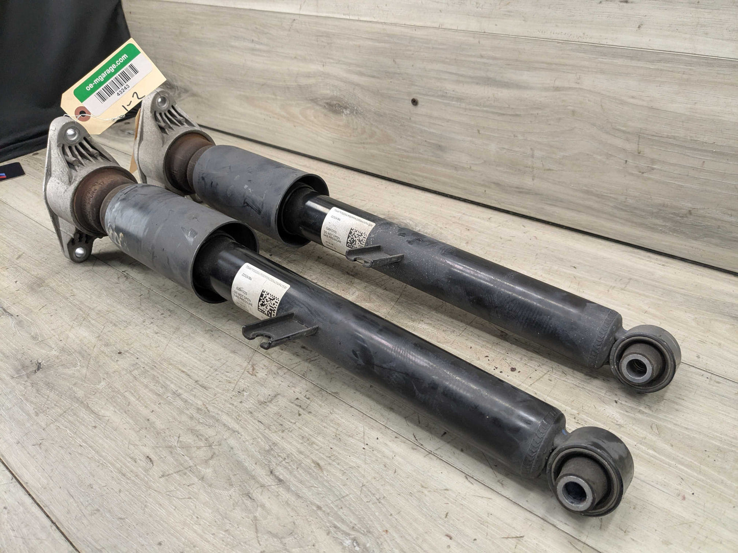 19-25 OEM BMW G20 330i RWD REAR Left Right Side Strut Shock Absorber SET