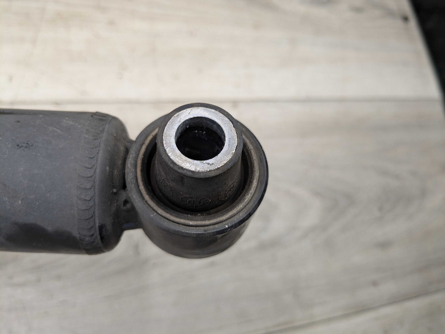 19-25 OEM BMW G20 330i RWD REAR Left Right Side Strut Shock Absorber SET