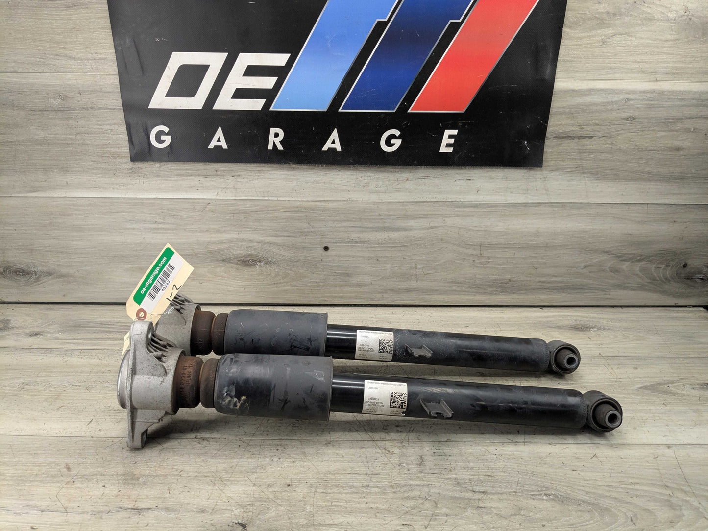 19-25 OEM BMW G20 330i RWD REAR Left Right Side Strut Shock Absorber SET