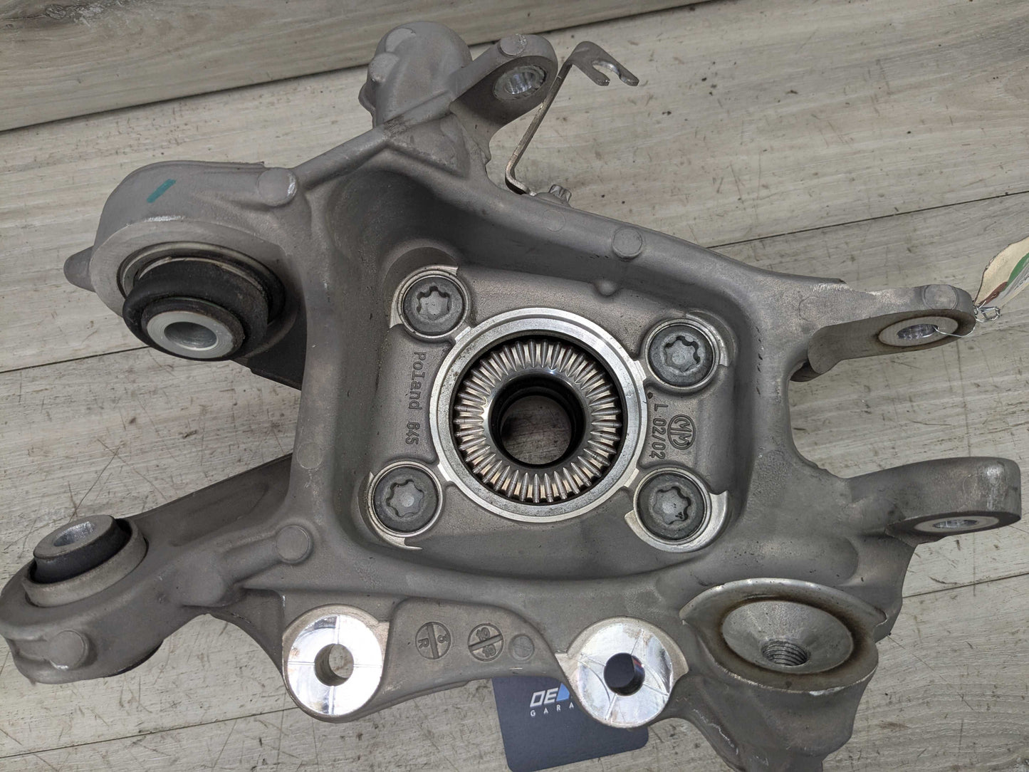 19-25 OEM BMW G20 330 M340 REAR Left Driver Side Knuckle Hub Spindle Bearing