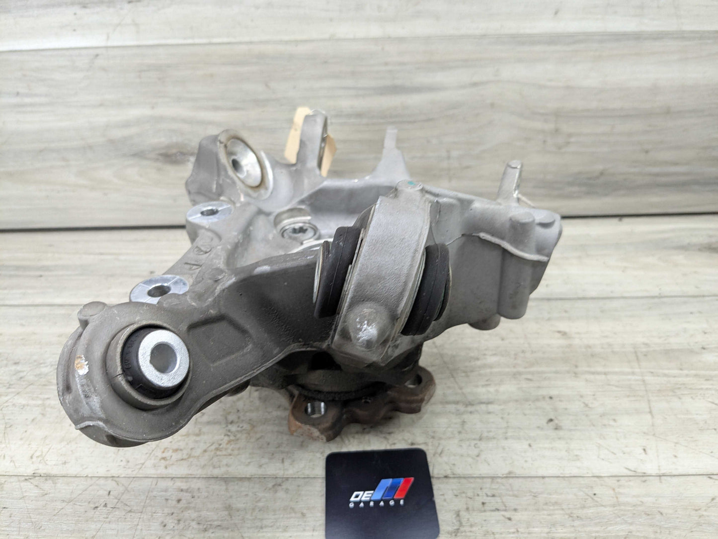 19-25 OEM BMW G20 330 M340 REAR Right Passenger Side Knuckle Hub Spindle Bearing