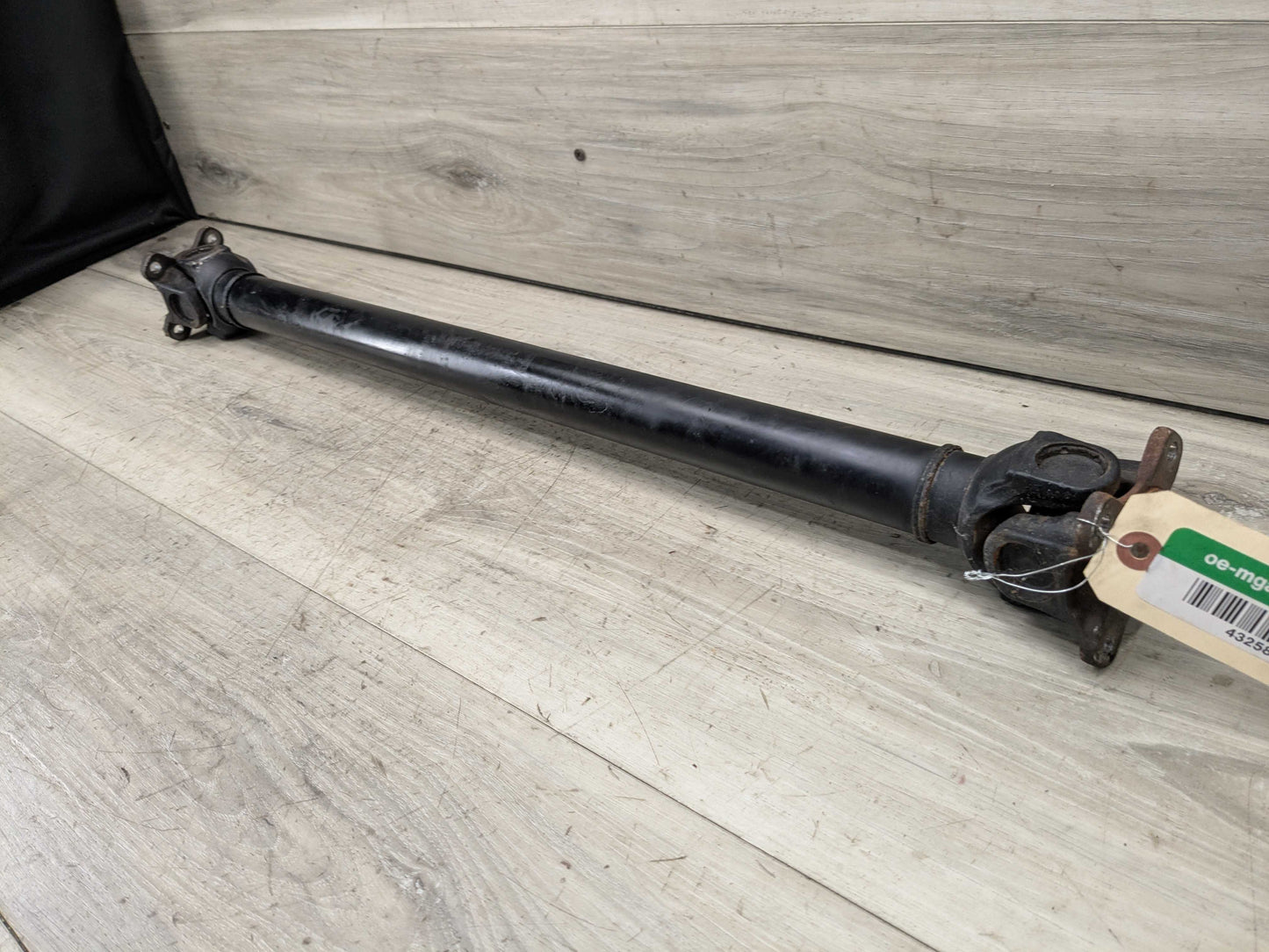 OEM BMW F30 F31 F32 F33 F36 N20 N26 B46 Rear Propeller Driveshaft Drive Shaft