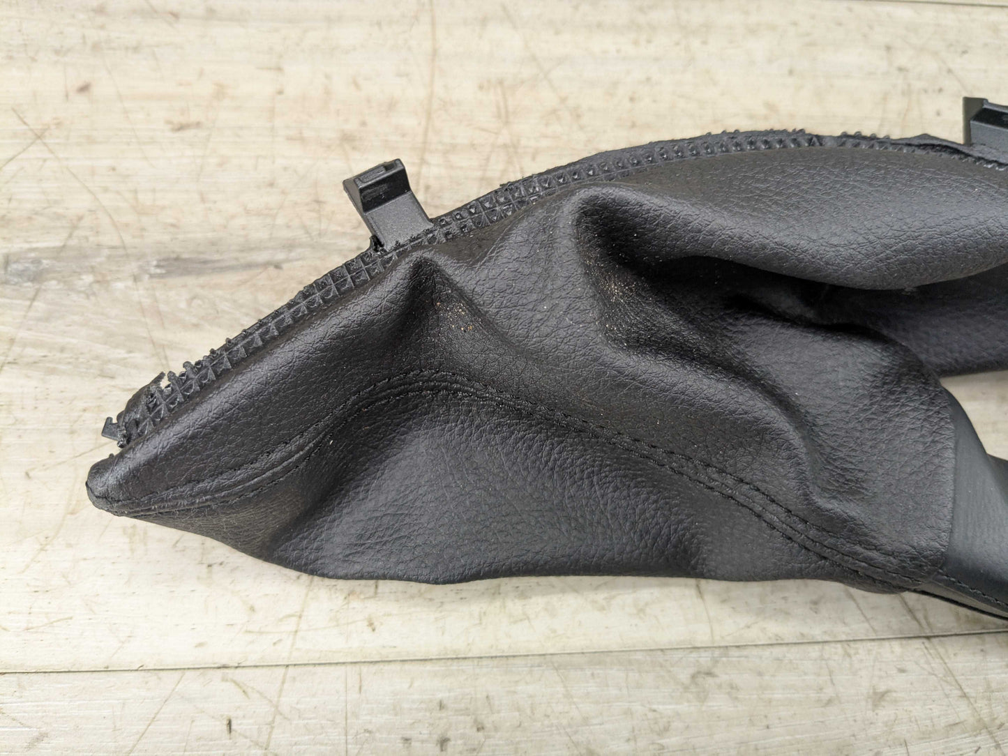 OEM BMW F30 F32 F33 F36 328 335 340 428 430 Boot Hand Brake Handle Cover Trim