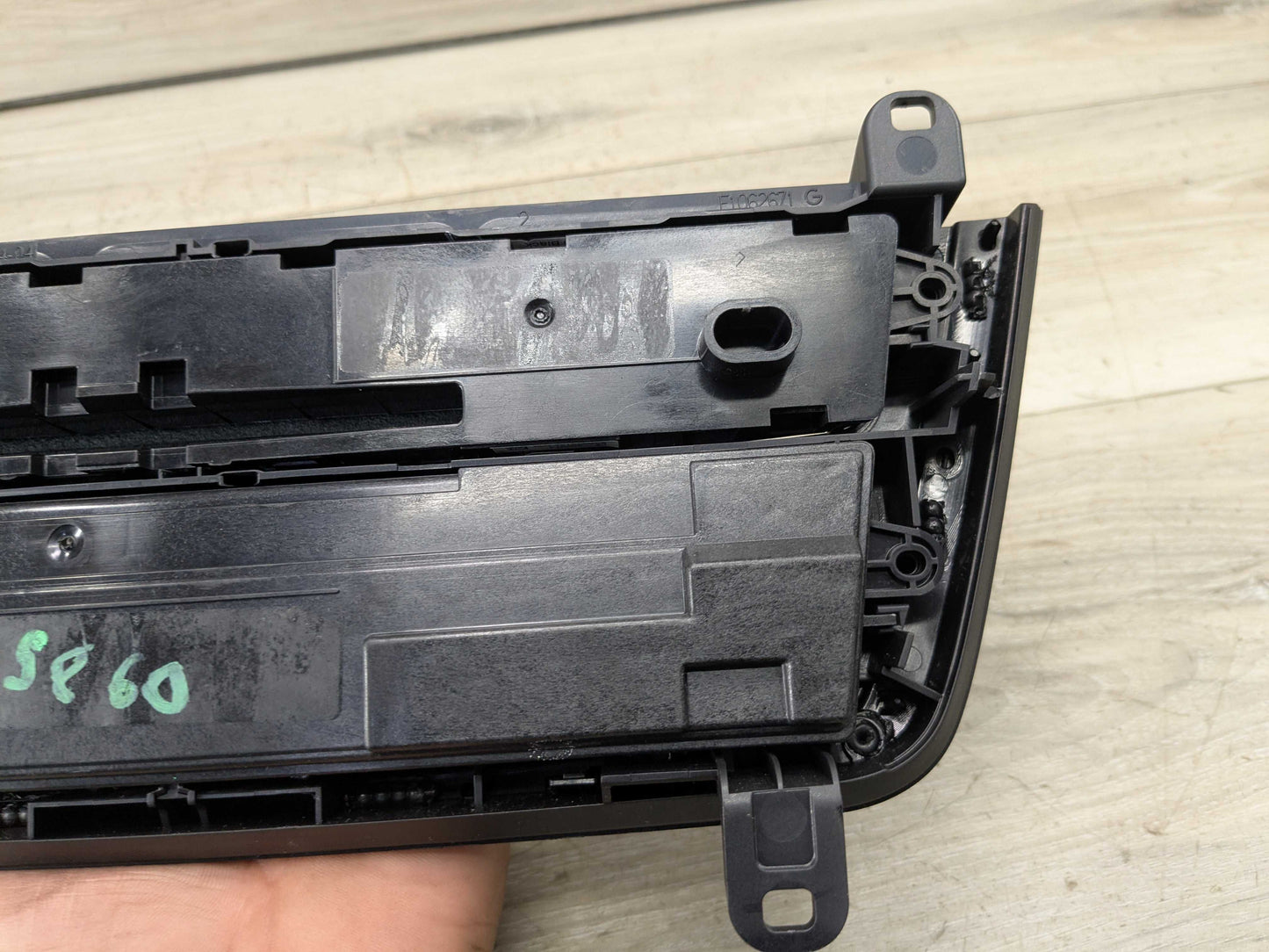12-18 OEM BMW F82 F30 F32 F36 M3 M4 AC Heater Control Panel Radio Media Buttons