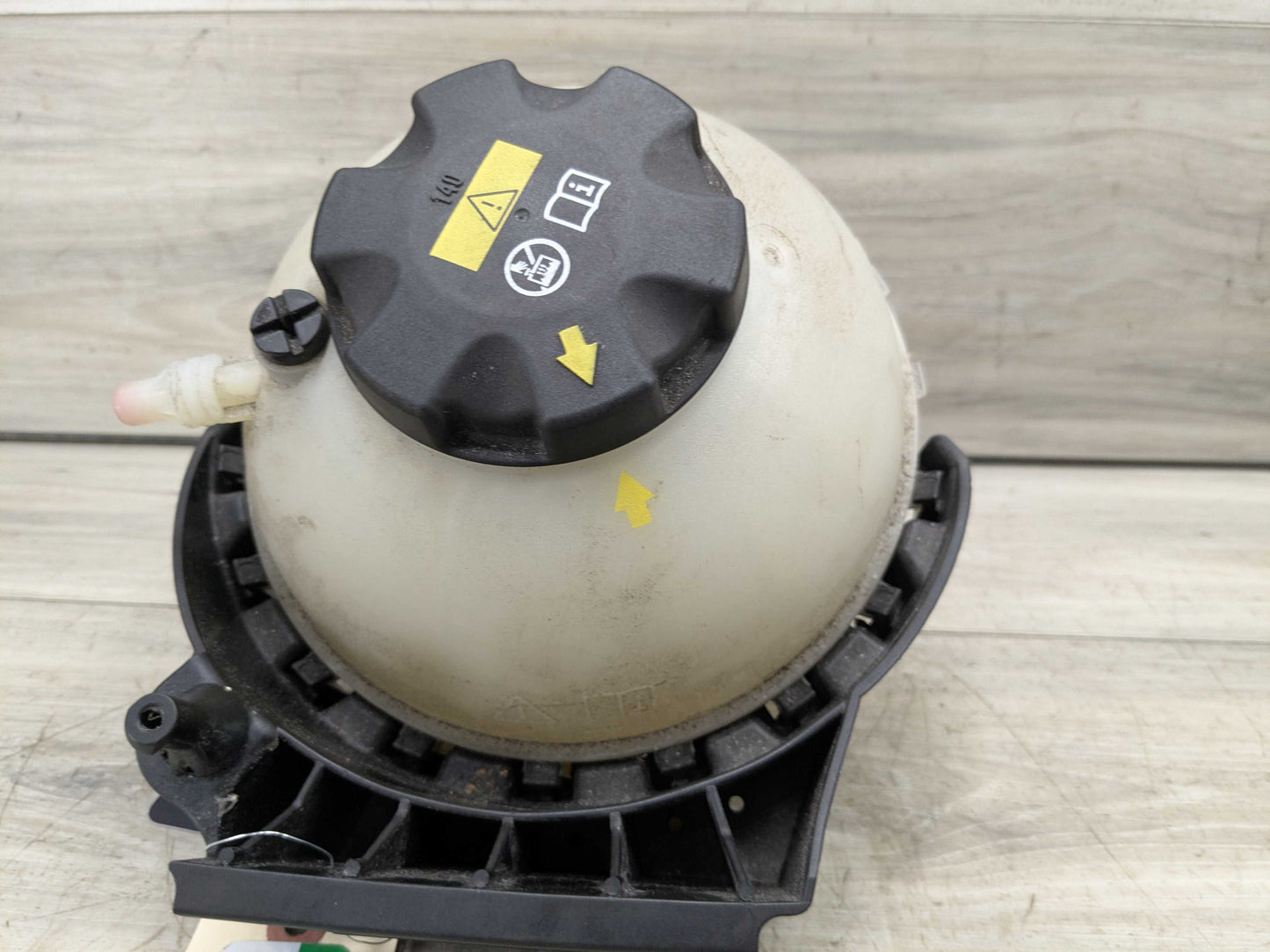 OEM BMW F22 F23 F30 F32 F33 F36 Coolant Overflow Reservoir Tank Bottle N20 N26