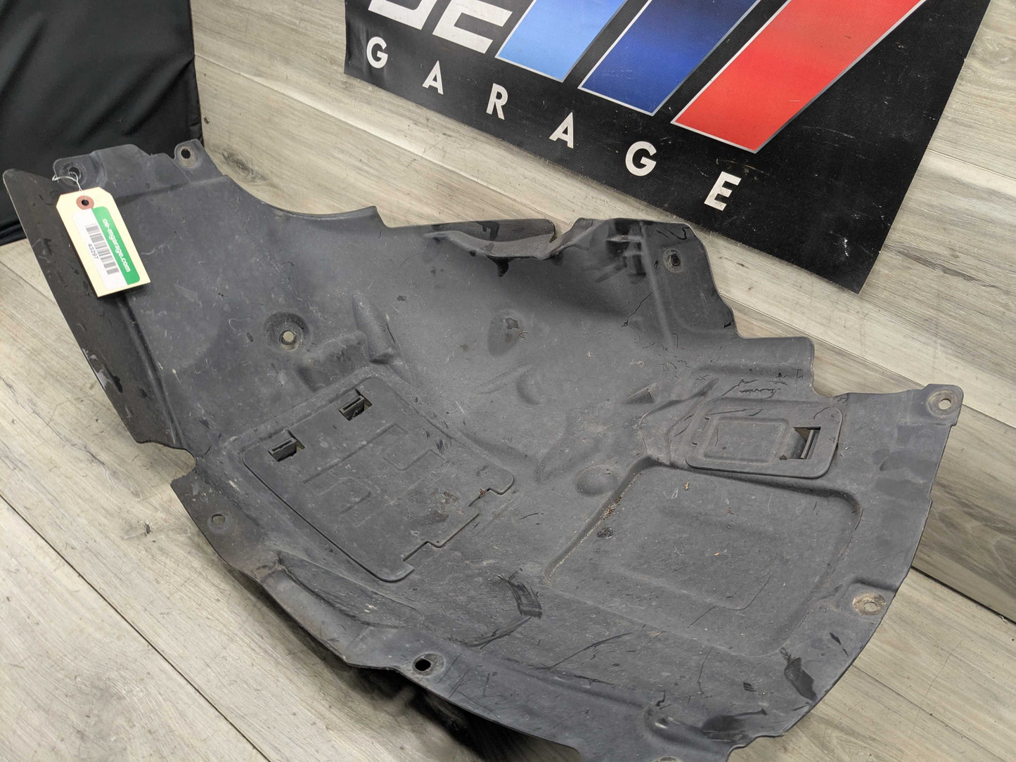 OEM BMW F30 328 330 335 340 Front Left Driver Fender Liner Wheel Splash Shield