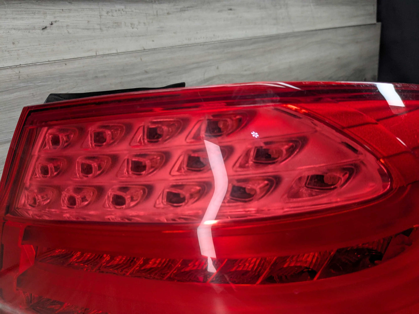 11-13 OEM BMW E92 328 335 M3 Coupe LCI Rear Right Passenger Outer Tail Light