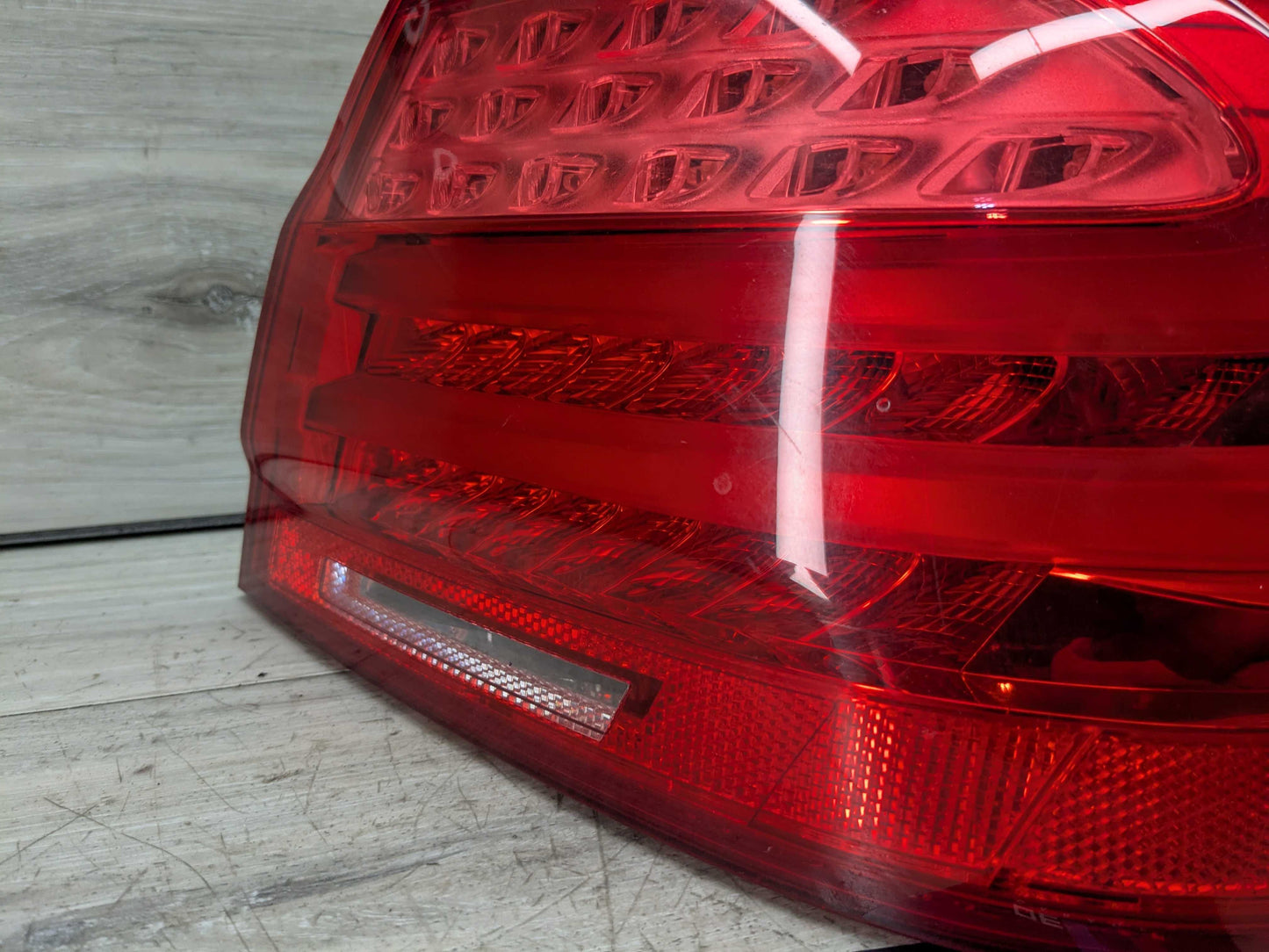 11-13 OEM BMW E92 328 335 M3 Coupe LCI Rear Right Passenger Outer Tail Light