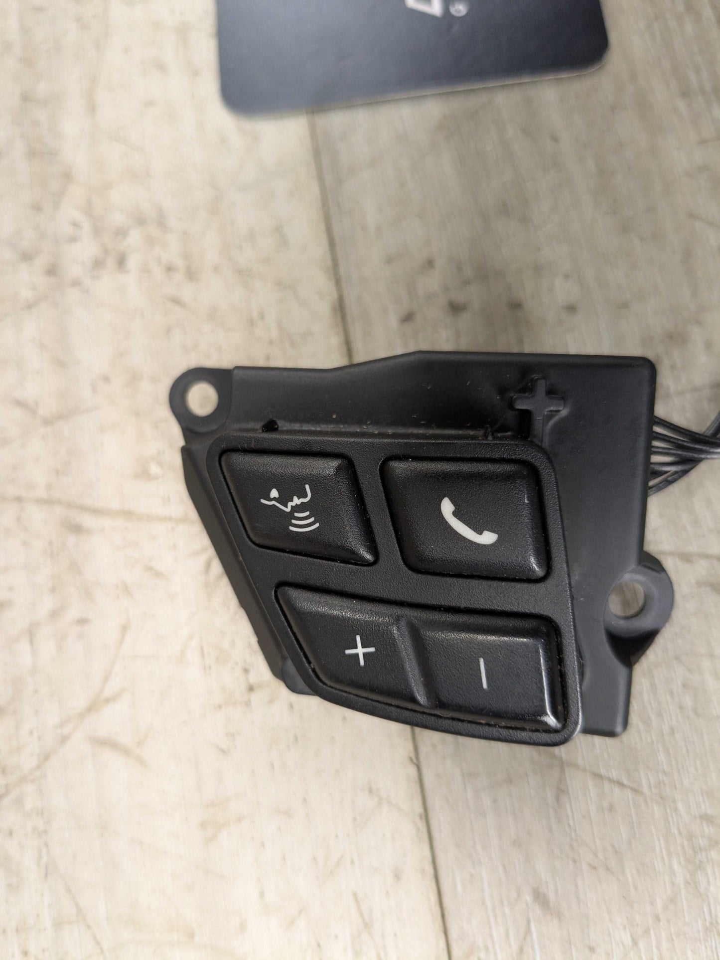 OEM BMW E82 E84 E88 E90 E92 E93 LCI Steering Wheel Multi Button Control Switch