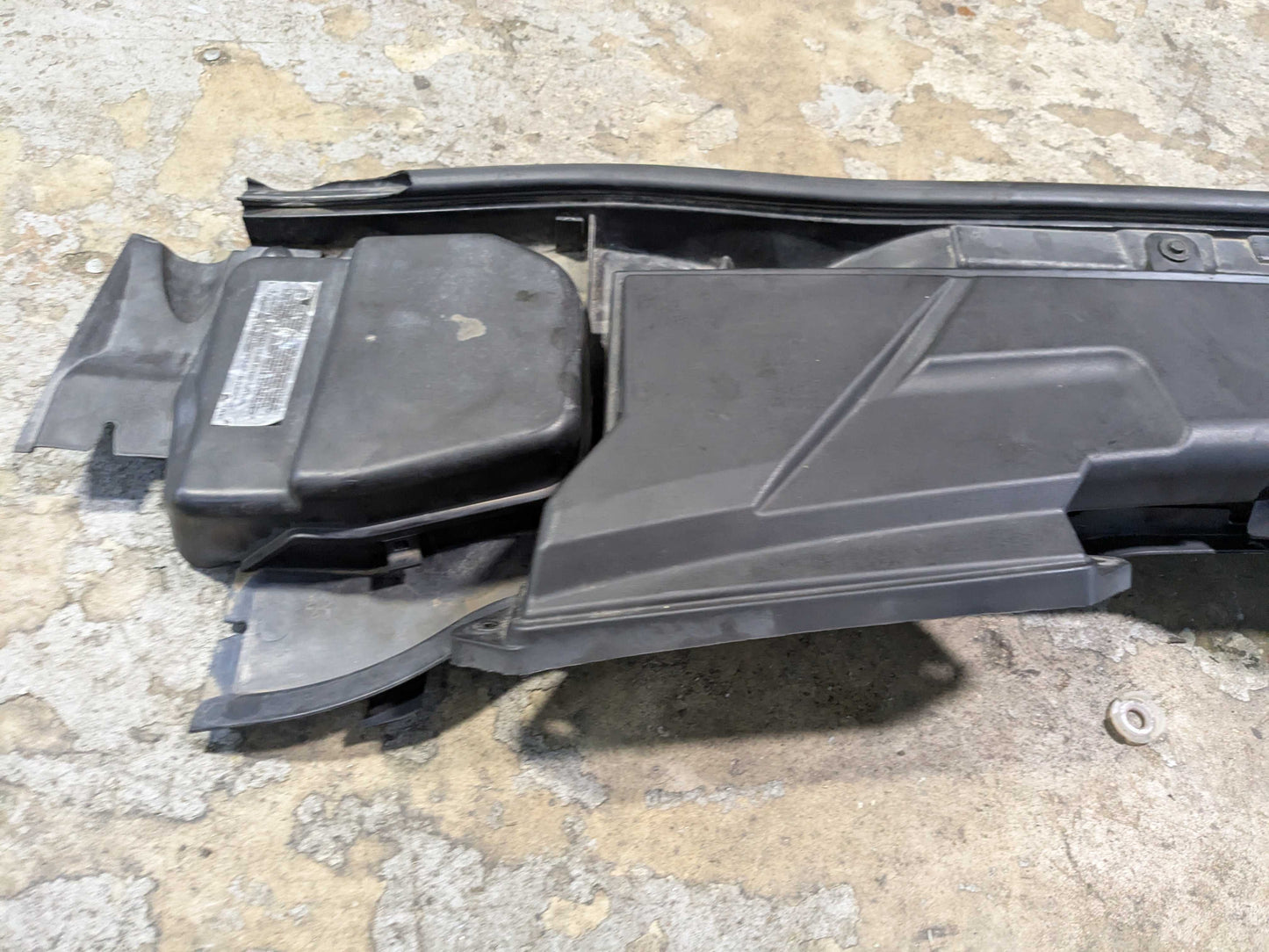 06-13 OEM BMW E90 E92 E93 328 335 Cabin Air Filter Cowl Housing Lower Upper SET