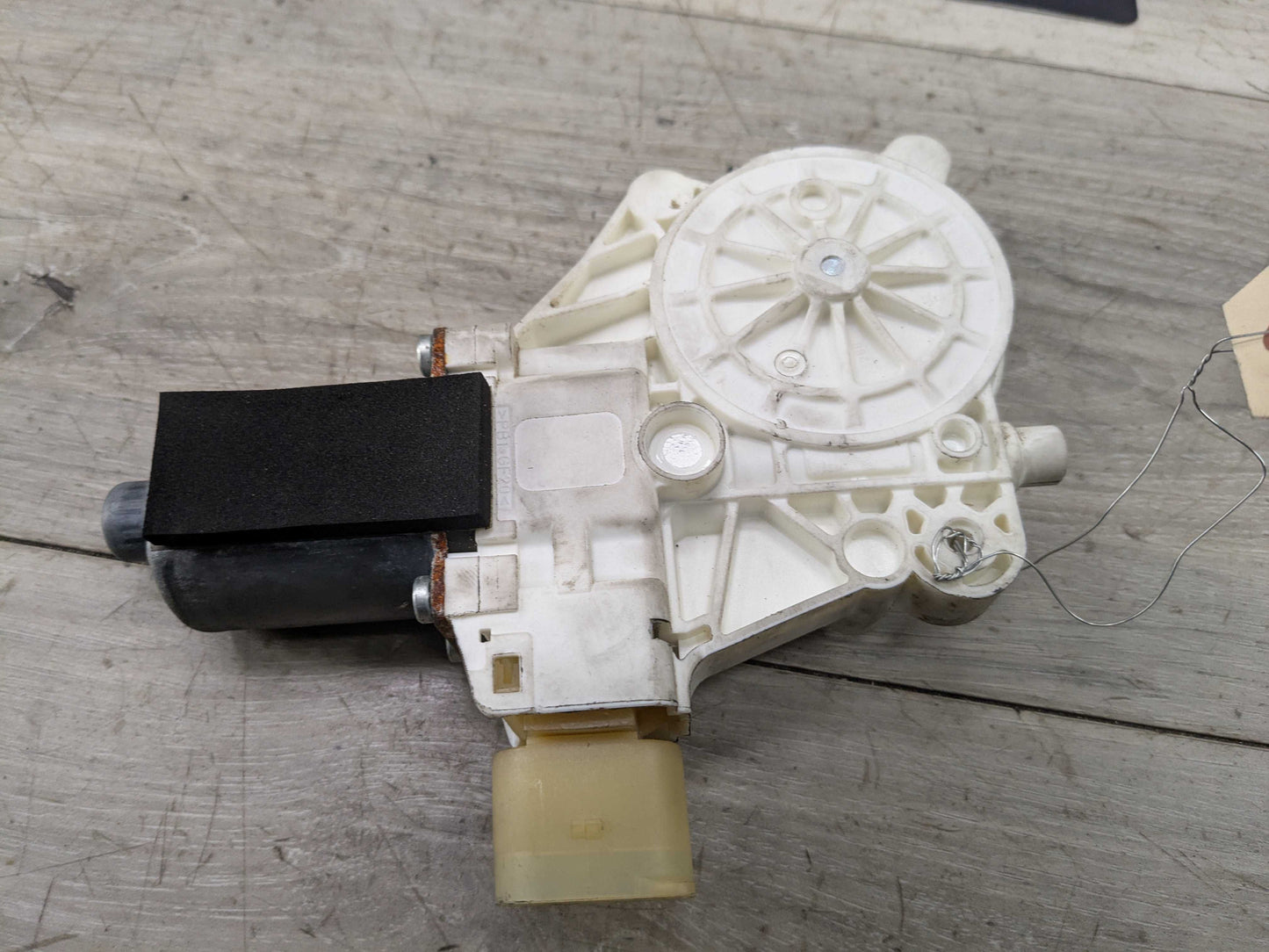 OEM BMW E90 F10 F30 F32 F80 M3 X5 FRONT RIGHT Passenger Door Lock Latch Actuator