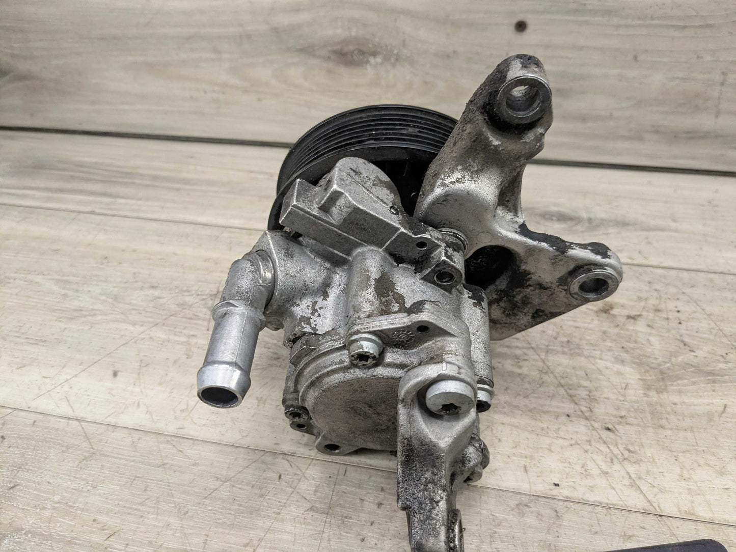 OEM BMW E82 E88 E90 E92 E93 328 335 Hydraulic Power Steering Pump N54 N55