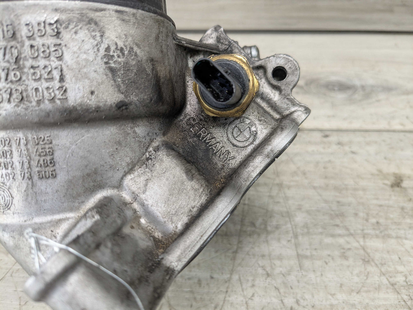 07-13 OEM BMW E82 E90 E92 135 335 N54 N55 Engine Oil Filter Housing COOLER