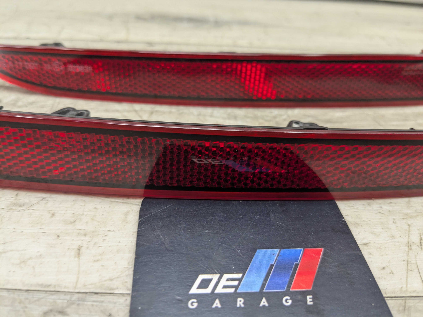 19-22 OEM BMW G20 330 M340 Rear Bumper Left Right Side Markers Lights Reflectors