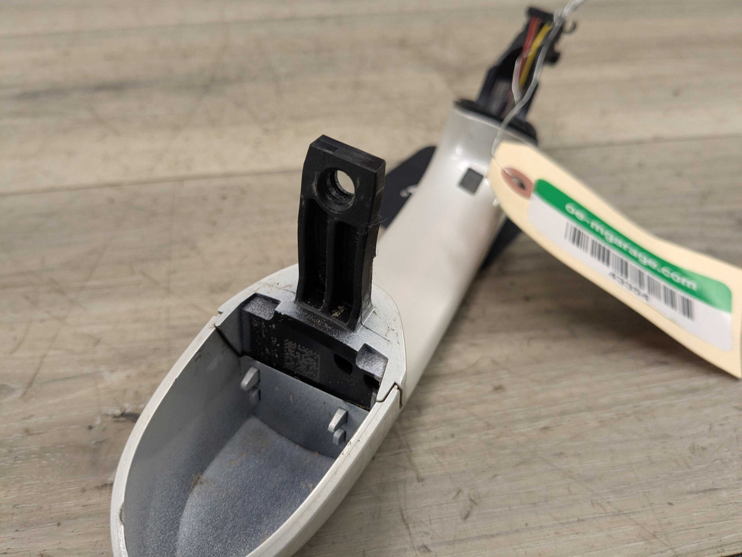 *OEM BMW G01 G02 G20 330 M340 REAR Left Driver Door Handle COMFORT ACCESS White