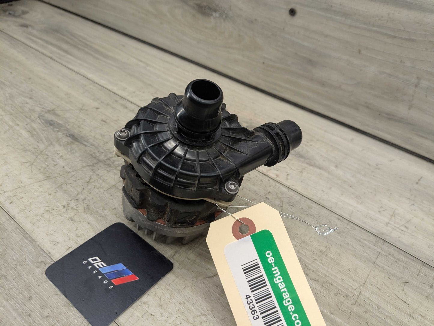OEM BMW G01 G05 G20 G22 G23 G26 G30 Engine B58 Auxiliary Coolant Water Pump