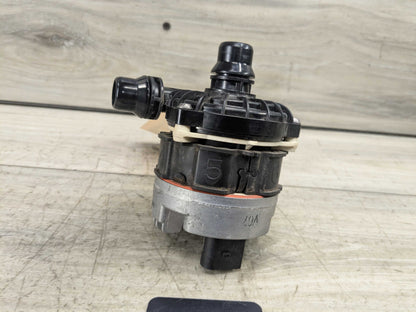OEM BMW G01 G05 G20 G22 G23 G26 G30 Engine B58 Auxiliary Coolant Water Pump