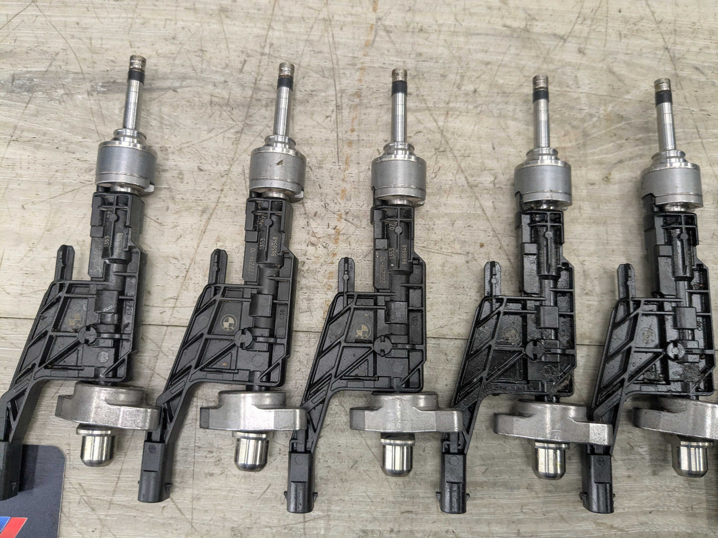 OEM BMW F44 F48 G01 G05 G20 G26 G30 G42 Engine High Pressure Fuel Injectors Set