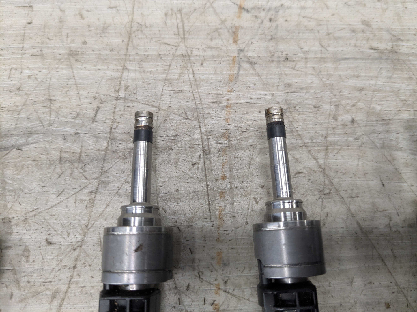 OEM BMW F44 F48 G01 G05 G20 G26 G30 G42 Engine High Pressure Fuel Injectors Set