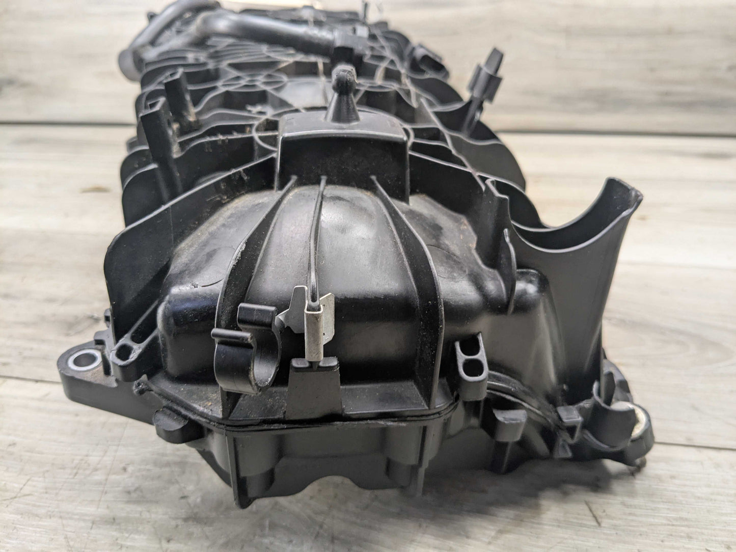 OEM BMW G01 G05 G12 G20 G22 G23 G26 G42 G30 M340 X3 Engine B58 Intake Manifold