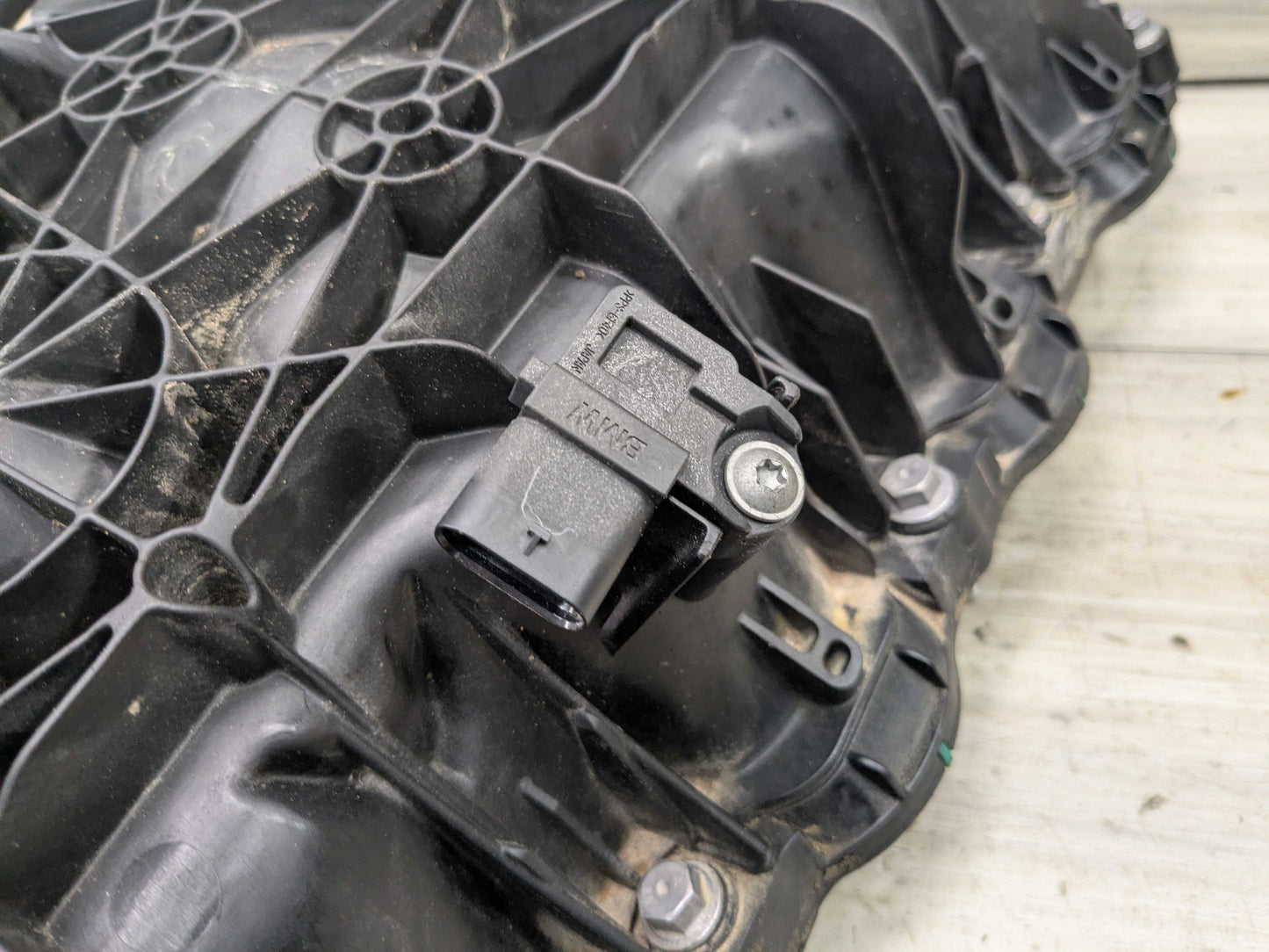 OEM BMW G01 G05 G12 G20 G22 G23 G26 G42 G30 M340 X3 Engine B58 Intake Manifold
