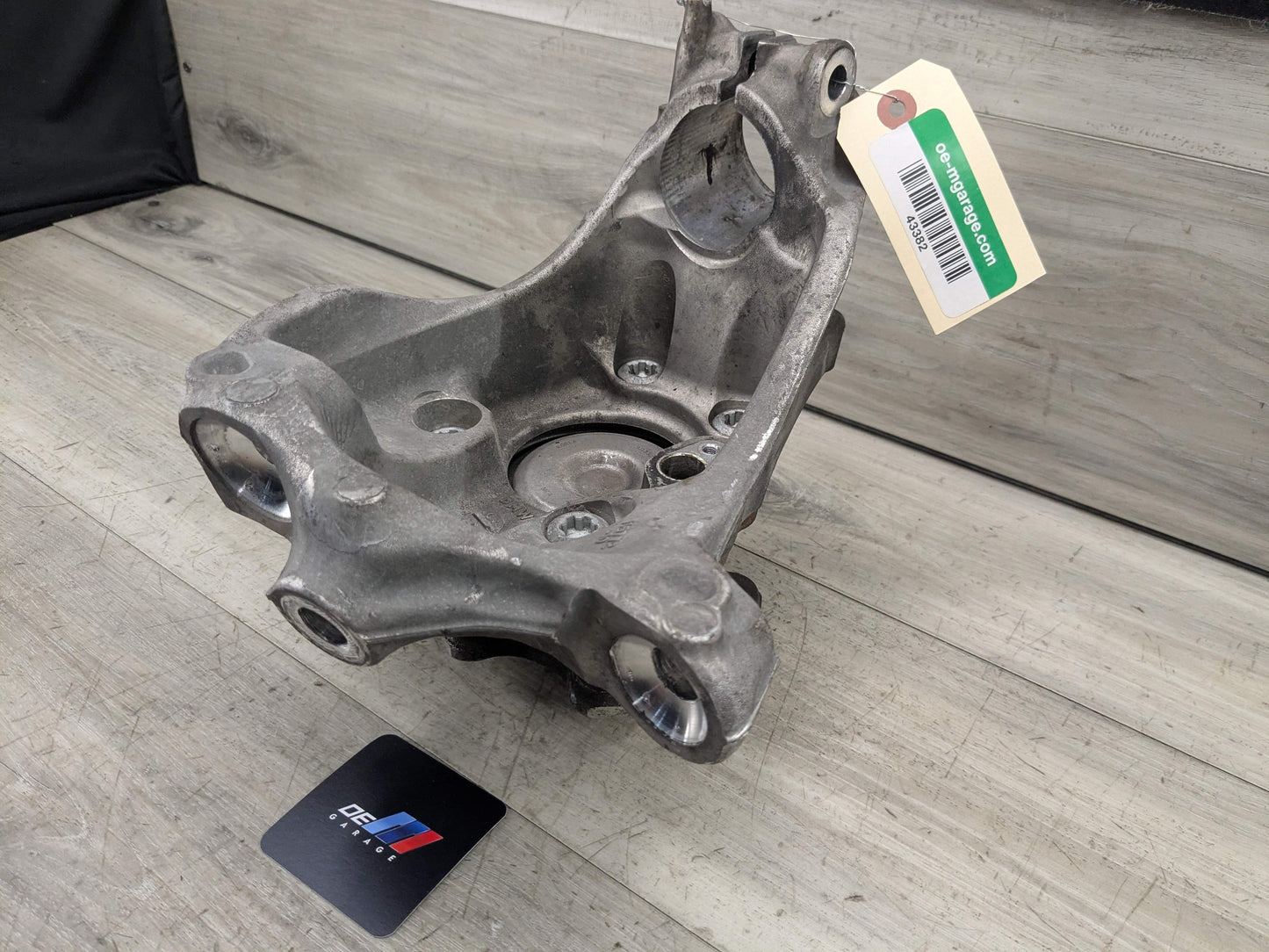 OEM BMW G20 G22 G23 330 M340 FRONT Left Driver Hub Spindle Knuckle Bearing RWD