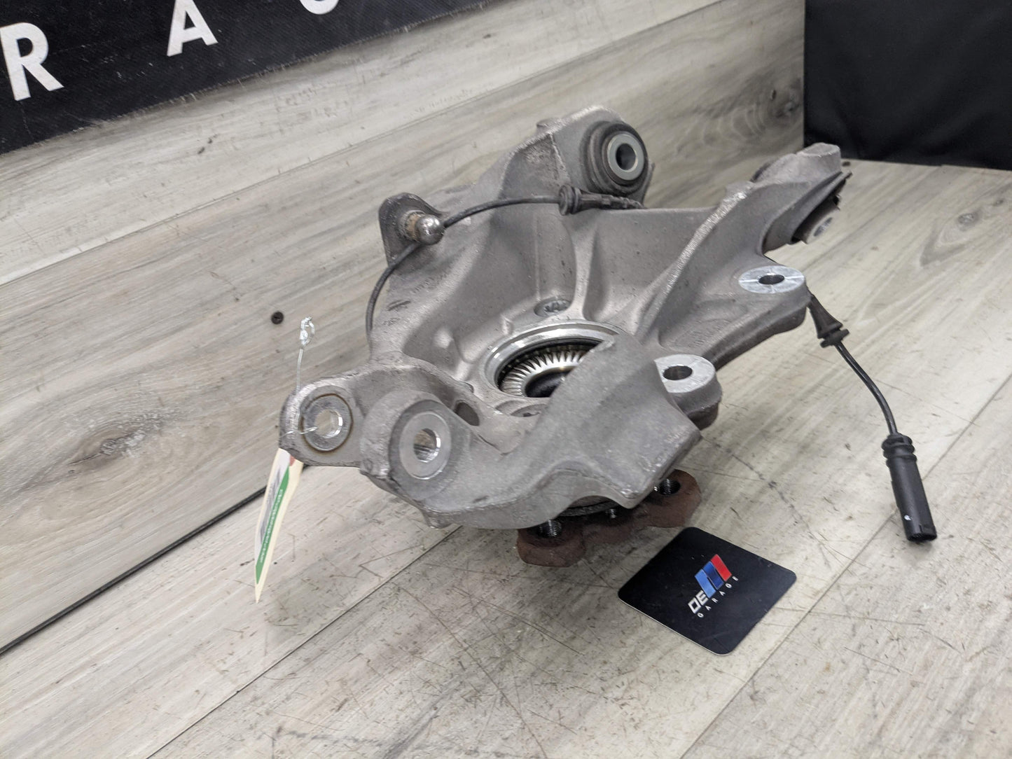 OEM BMW G20 330 M340 REAR Right Passenger Knuckle Wheel Hub Spindle Bearing