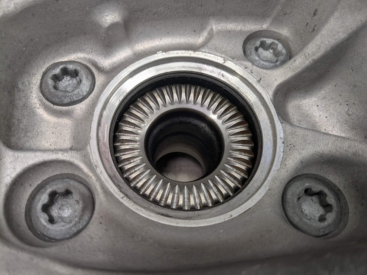OEM BMW G20 330 M340 REAR Right Passenger Knuckle Wheel Hub Spindle Bearing