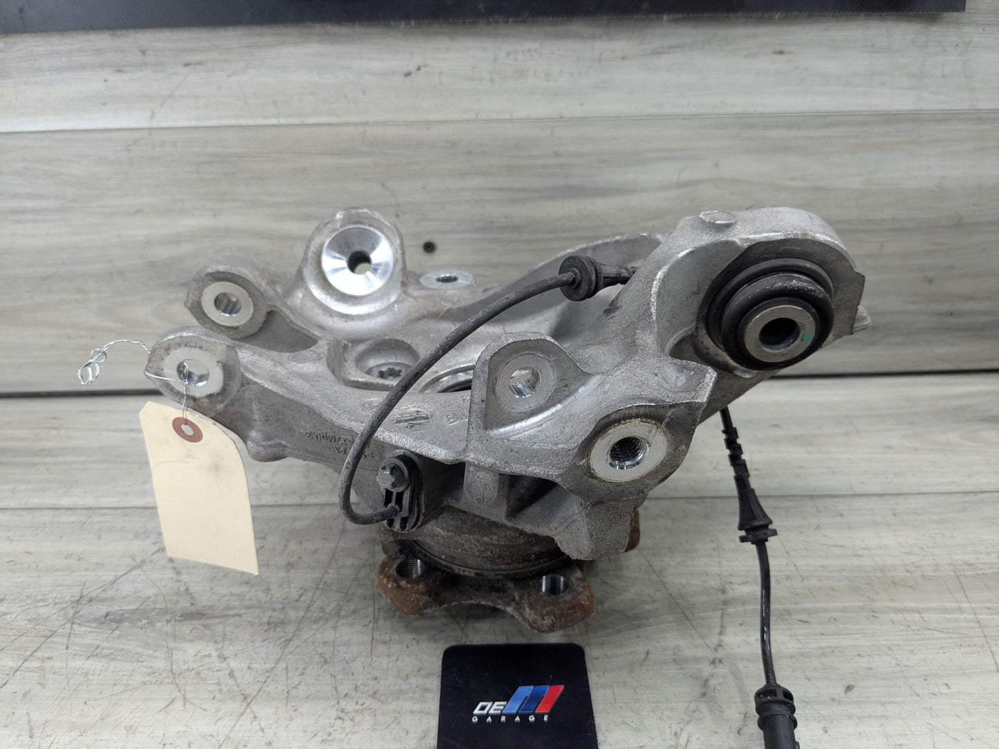 OEM BMW G20 330 M340 REAR Left Driver Knuckle Wheel Hub Spindle Bearing