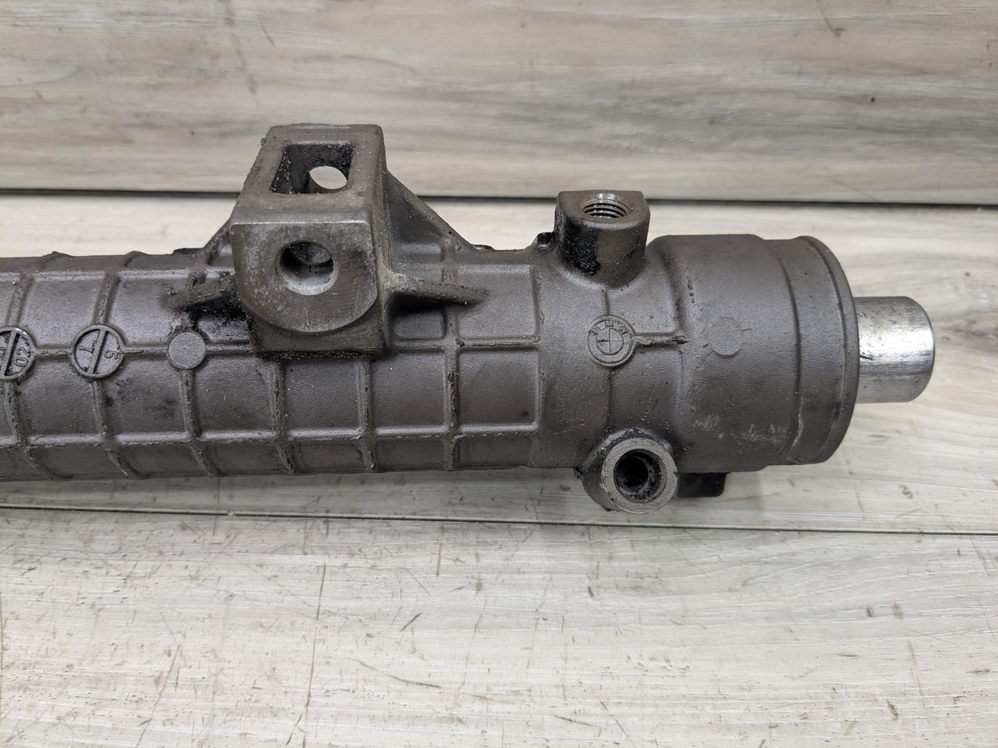 99-05 OEM BMW E46 323 325 328 330 Hydraulic Power Steering Rack and Pinion