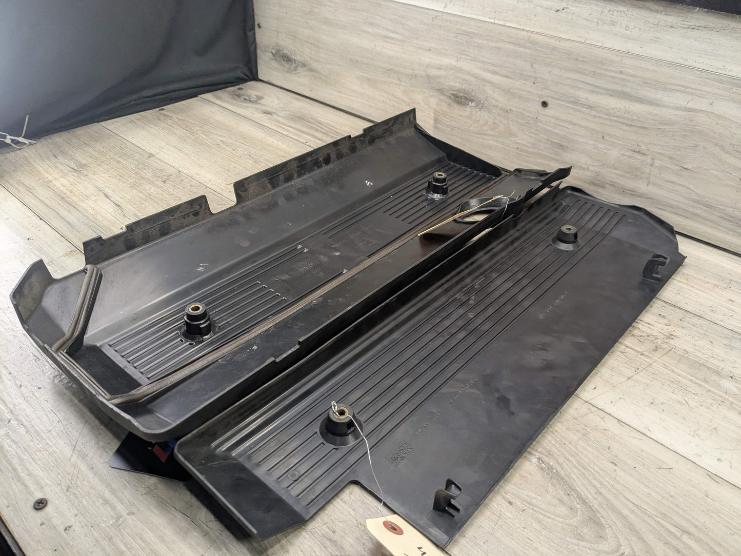 OEM BMW E36 E39 E46 E60 E83 E85 Engine M52 M54 Top Cylinder Covering Trim SET