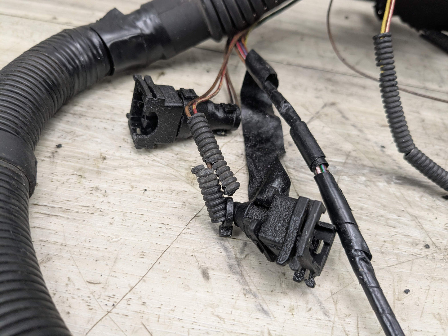 99-05 OEM BMW E46 325 330 Engine M54 Module Ignition Wire Wiring Harness