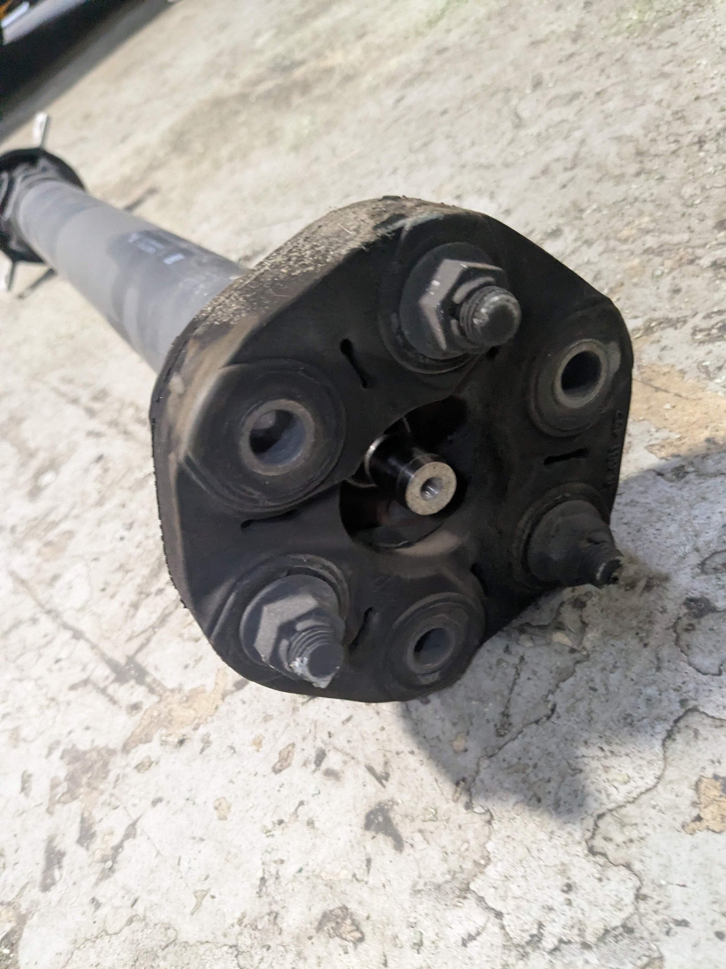 19-24 OEM BMW G20 G22 G23 G26 M340i M440i Rear Driveshaft Drive Shaft Propeller