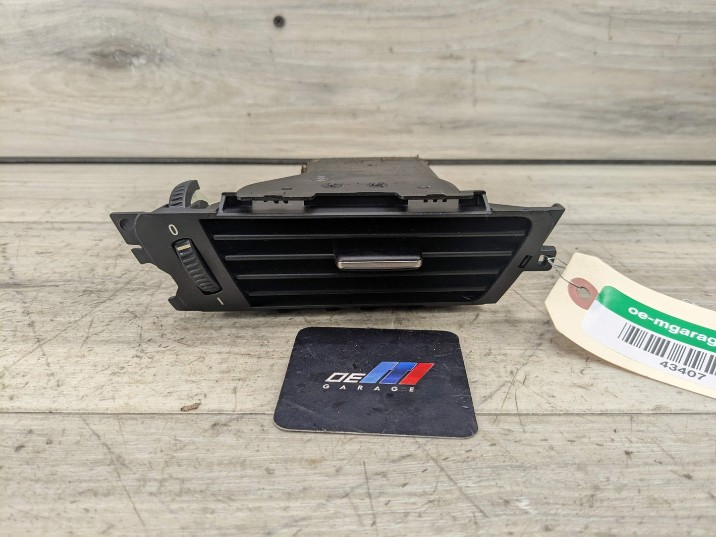 06-13 OEM BMW E90 E92 E93 335 328 M3 Right Passenger Side Dashboard AC Air Vent