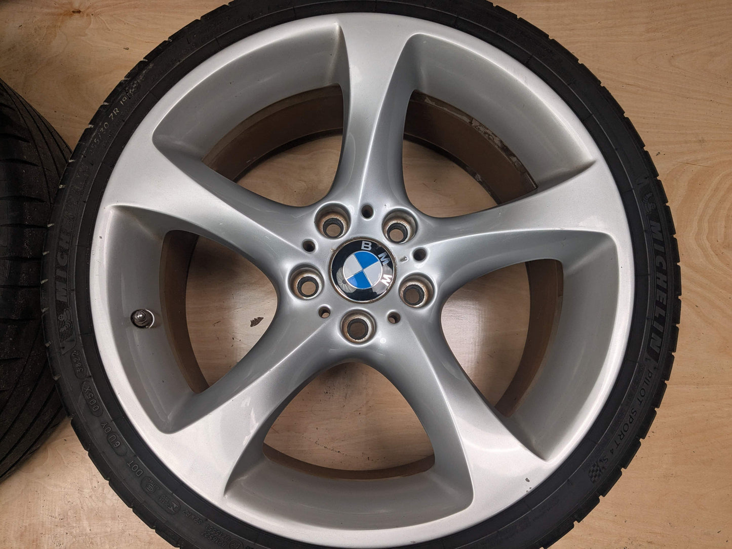 BBS OEM BMW E90 E92 E93 328 335 Wheels Rims 19x8 19x9 Star Spoke Style 230 SET