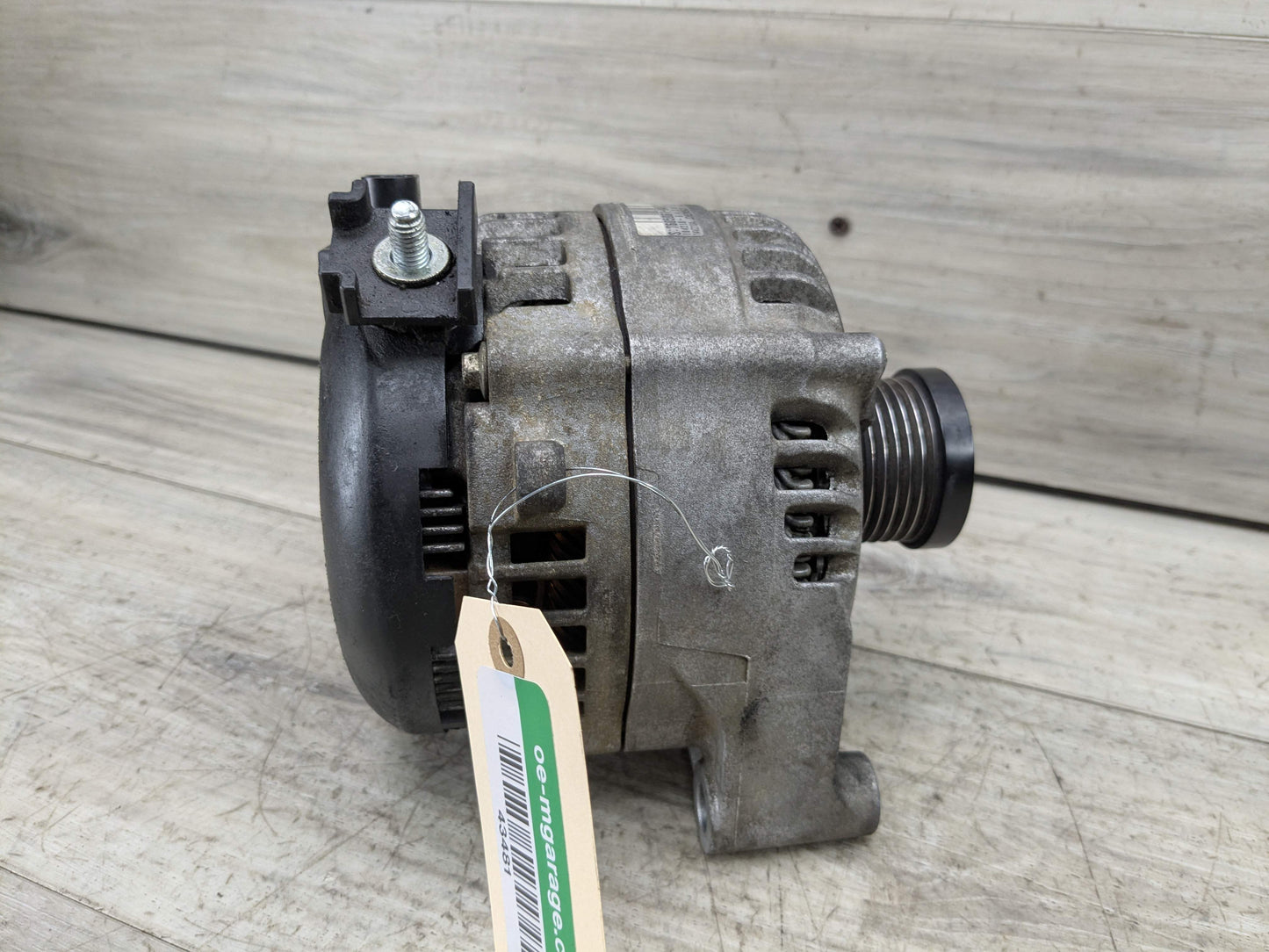 OEM BMW E84 F10 F22 F25 F30 F32 F36 N20 N26 Charging Alternator Generator 210A