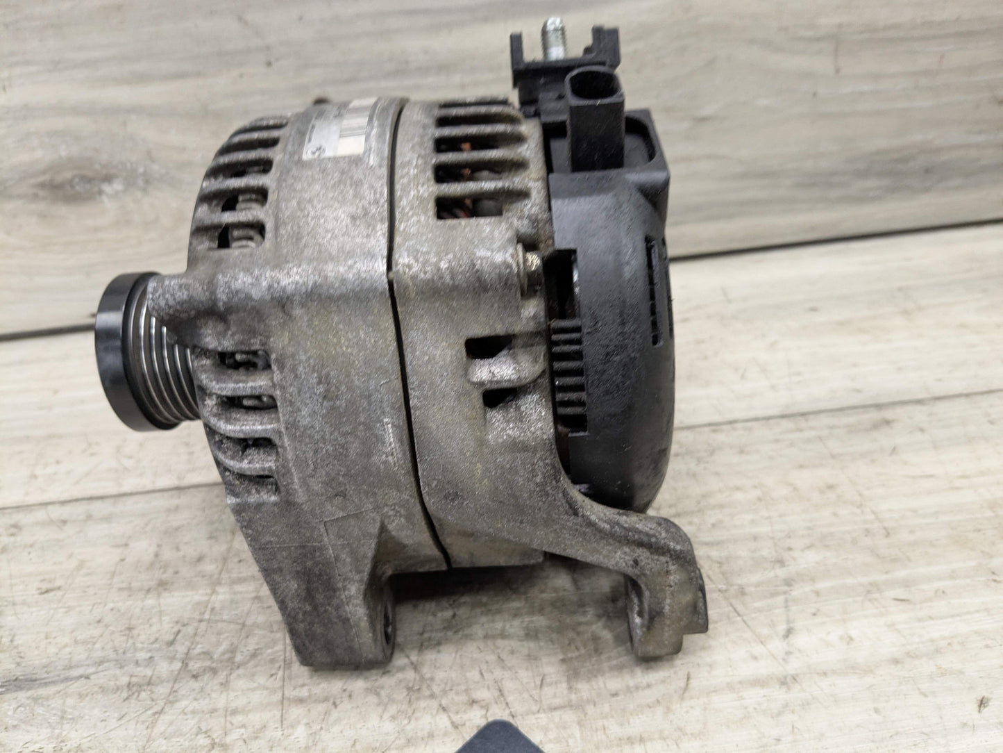 OEM BMW E84 F10 F22 F25 F30 F32 F36 N20 N26 Charging Alternator Generator 210A