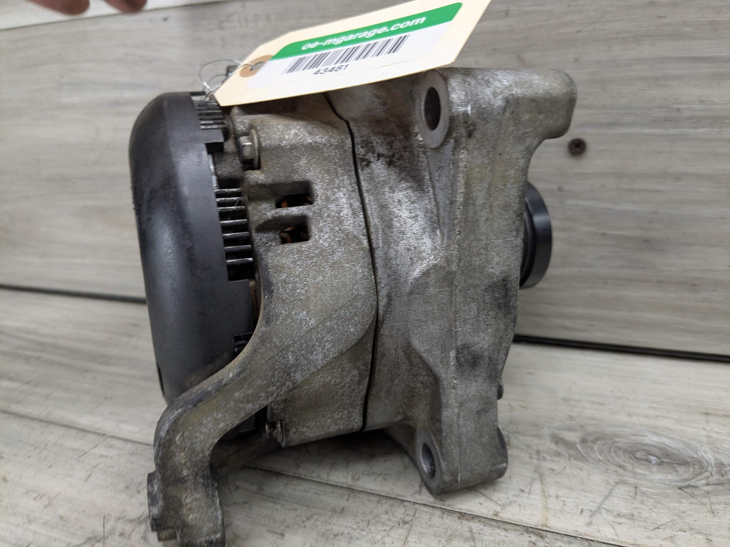OEM BMW E84 F10 F22 F25 F30 F32 F36 N20 N26 Charging Alternator Generator 210A