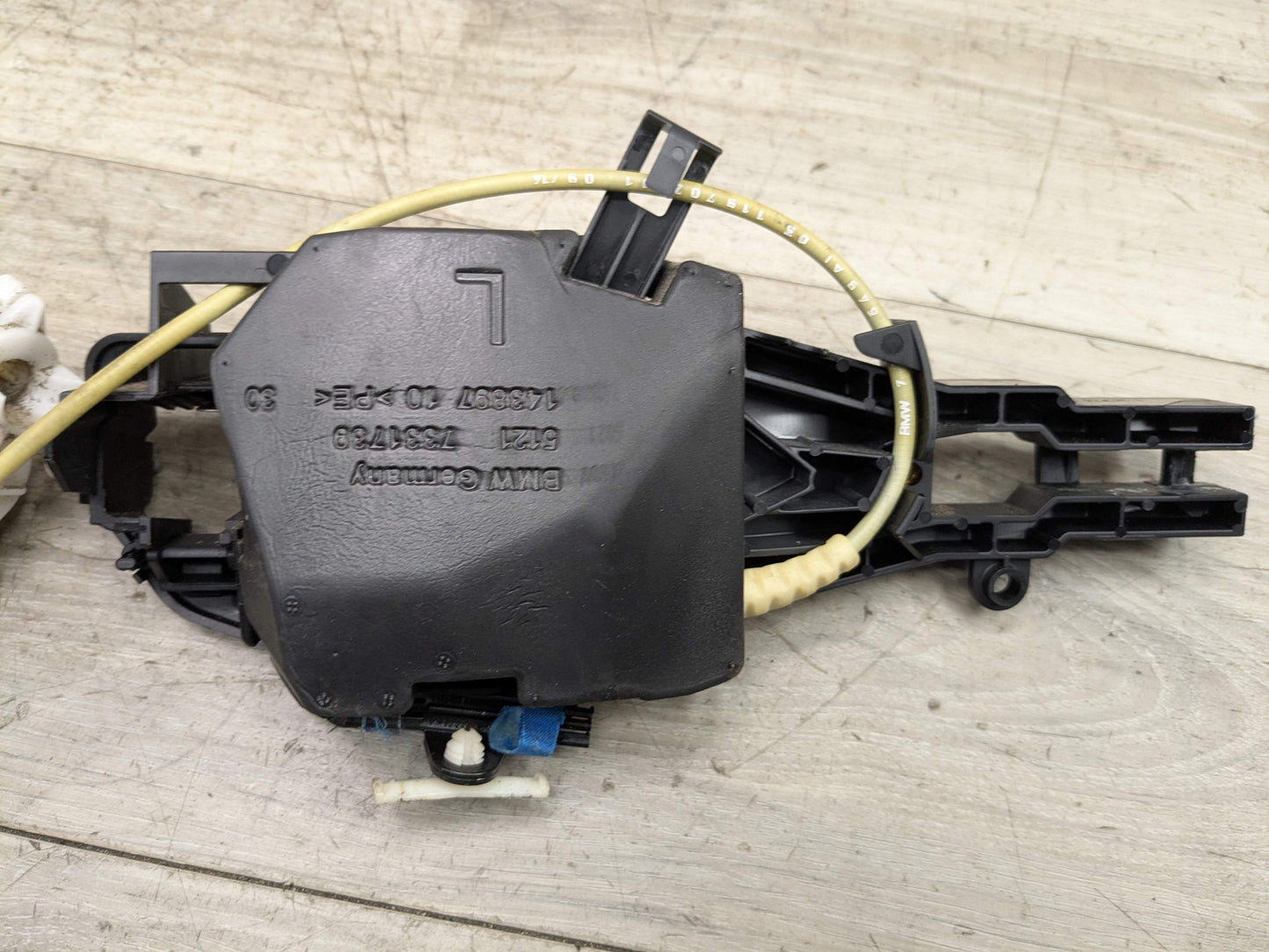 11-18 OEM BMW F25 F26 X3 X3 FONT LEFT DRIVER Door Lock Latch Actuator w Bracket