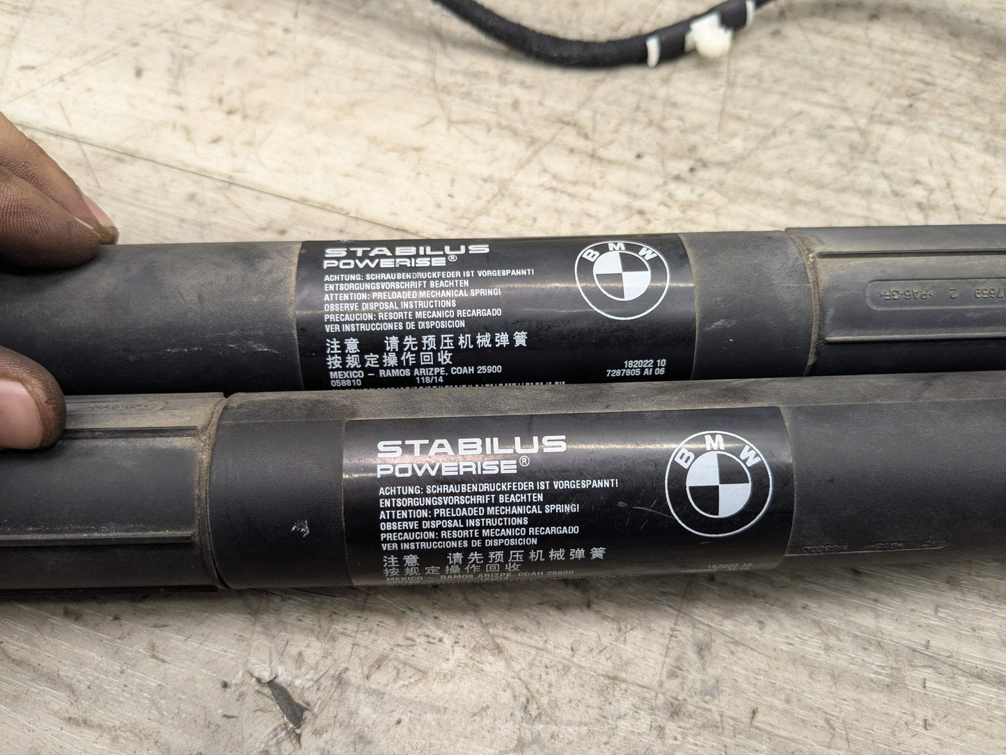 11-17 OEM BMW F25 X3 Rear Left Right Trunk Liftgate Hatch Shock Strut Supports