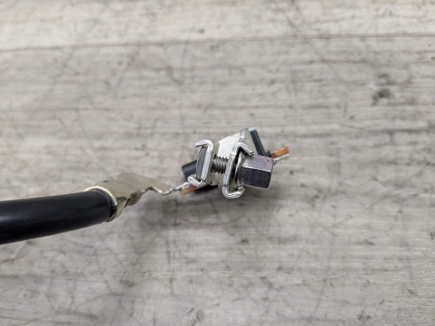 OEM BMW G05 G06 G07 G20 G22 G23 G26 G29 Negative Terminal IBS Sensor Wire Cable