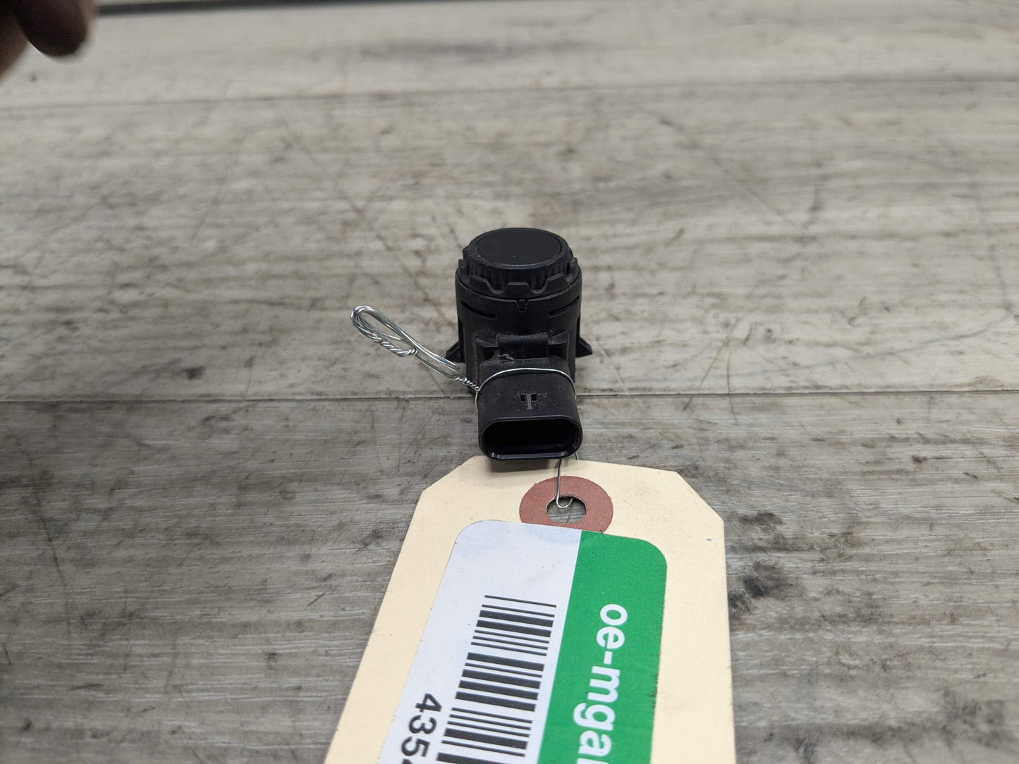 OEM BMW F44 G05 G12 G20 G22 G23 G26 G80 PDC Parking Distance Sonic Sensor Black
