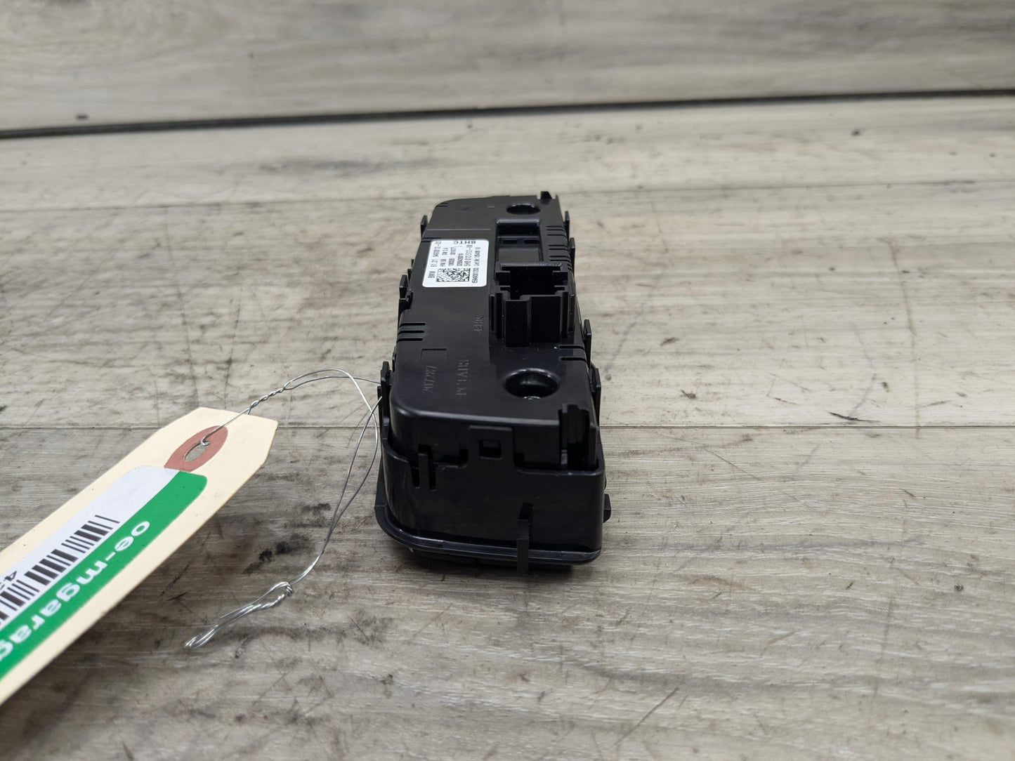 OEM BMW G20 G22 G23 G26 G80 G82 G83 Rear AC Air Climate Control Switch Module