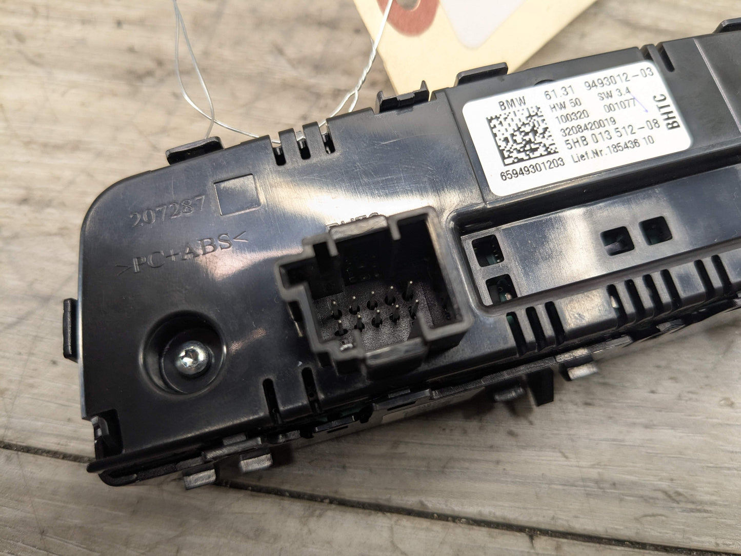 OEM BMW G20 G22 G23 G26 G80 G82 G83 Rear AC Air Climate Control Switch Module